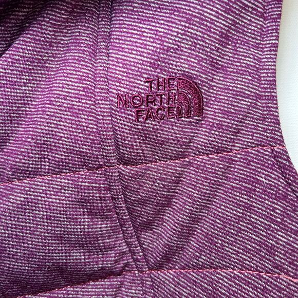 North Face Puffer Vest Medium Magenta Purple Fuschia Zip Front - Picture 9 of 10